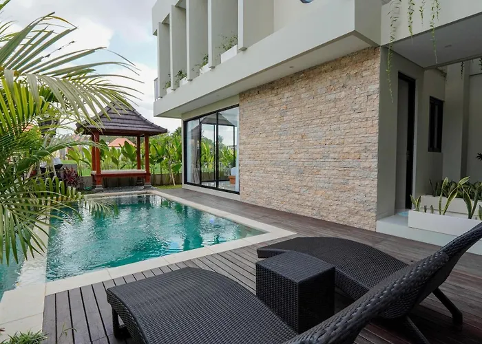 Glucks Private Pool